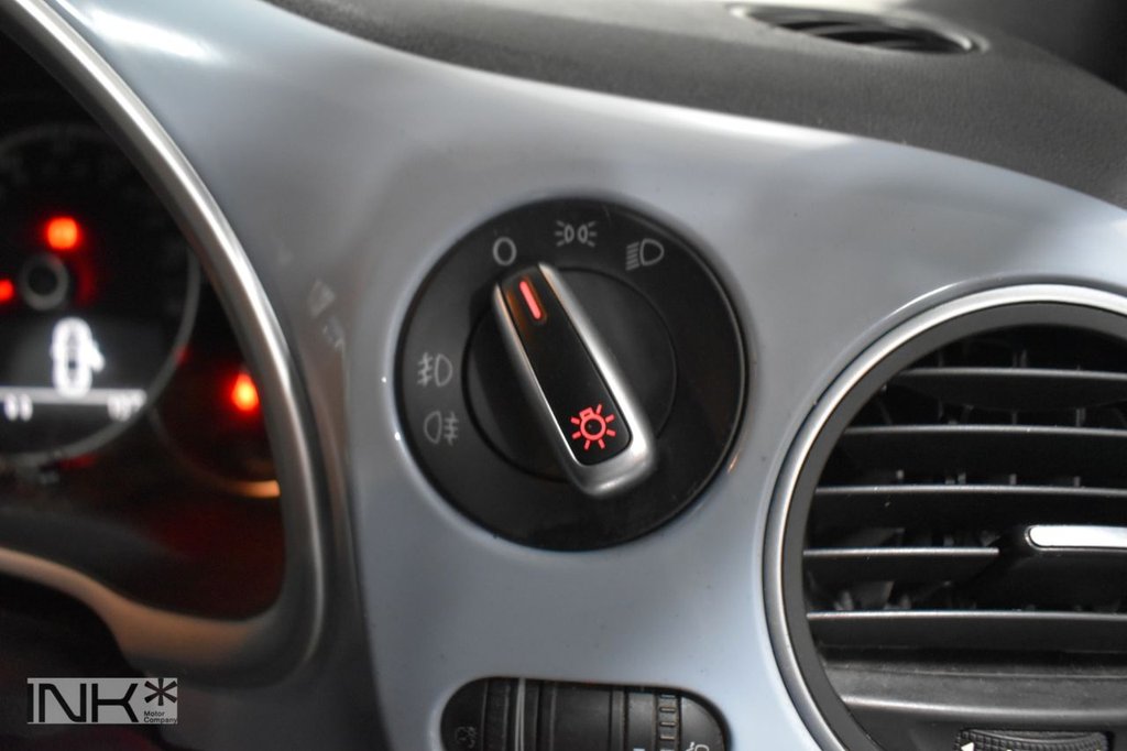 Used Volkswagen Beetle 2013 for sale - 76724657: Photo 35