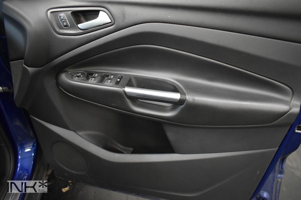 Used Ford Kuga 2017 for sale - 76710915: Photo 41