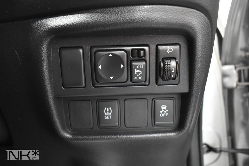 Used Nissan Juke 2016 for sale - 76523299: Photo 41