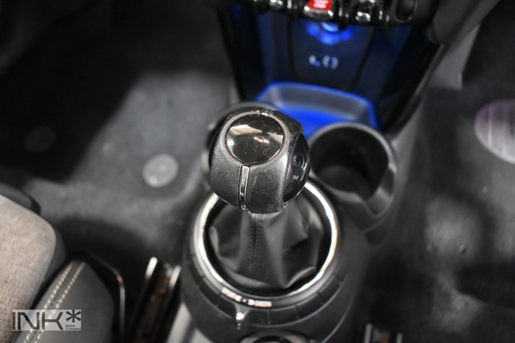 Used MINI Hatch 2015 for sale - 76923470: Photo 32