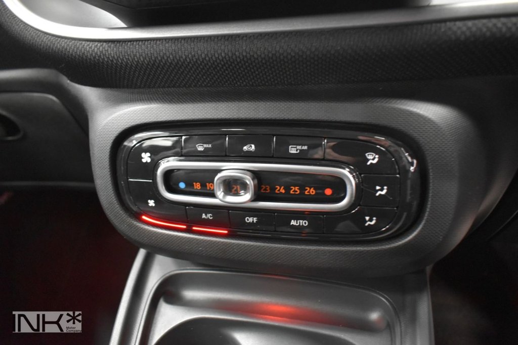 Used smart fortwo 2015 for sale - 78124206: Photo 19