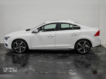Used Volvo S60 2015 for sale - 76582388: Photo