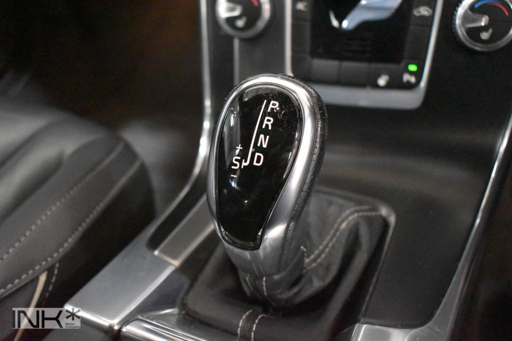 Used Volvo S60 2015 for sale - 76582388: Photo 39