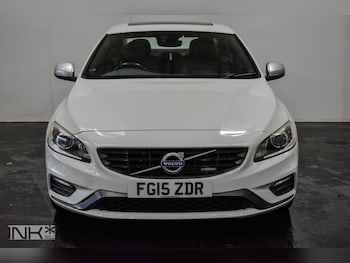 Used Volvo S60 2015 for sale - 76582388: Photo