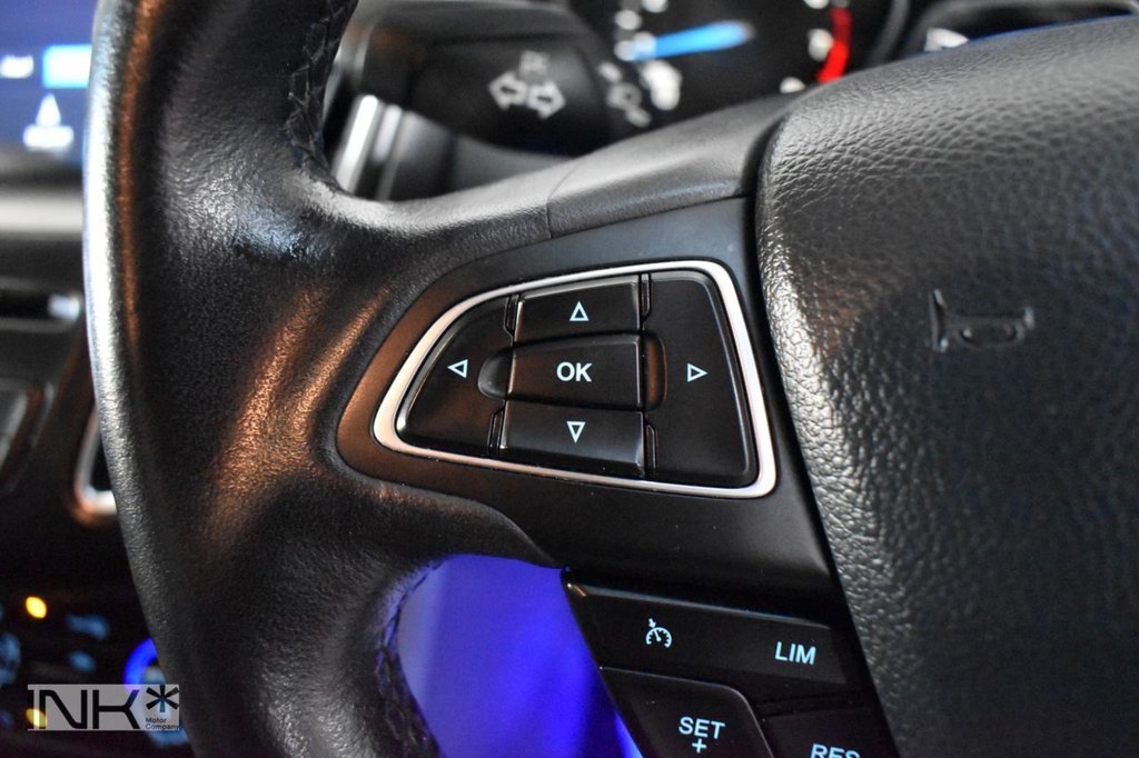 Used Ford Focus 2017 for sale - 76923458: Photo 16