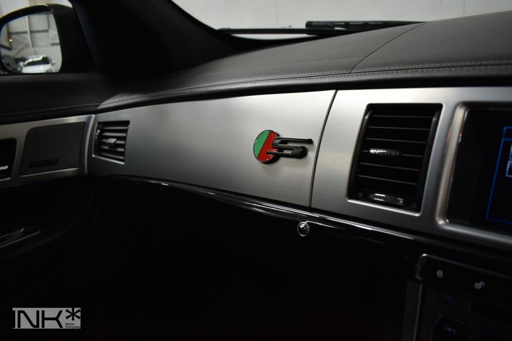 Used Jaguar XF 2014 for sale - 76631984: Photo 44