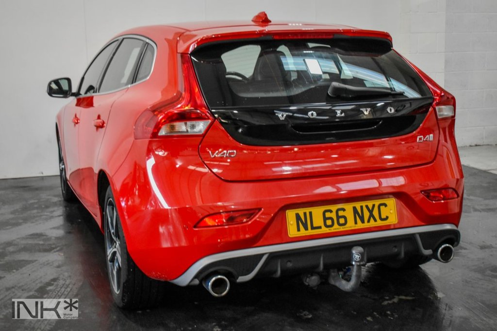 Used Volvo V40 2016 for sale - 76923469: Photo 10