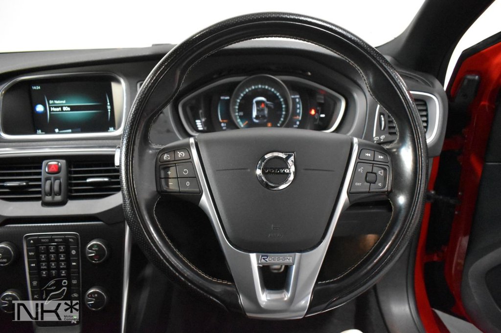 Used Volvo V40 2016 for sale - 76923469: Photo 16