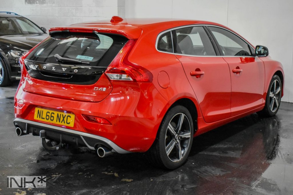 Used Volvo V40 2016 for sale - 76923469: Photo 6