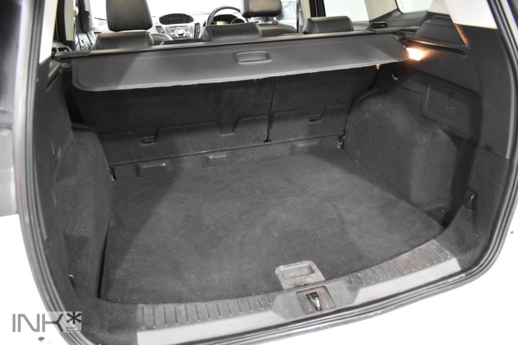 Used Ford Kuga 2014 for sale - 76665758: Photo 40