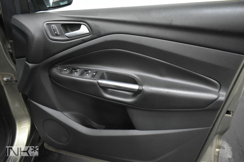 Used Ford Kuga 2013 for sale - 76210268: Photo 44