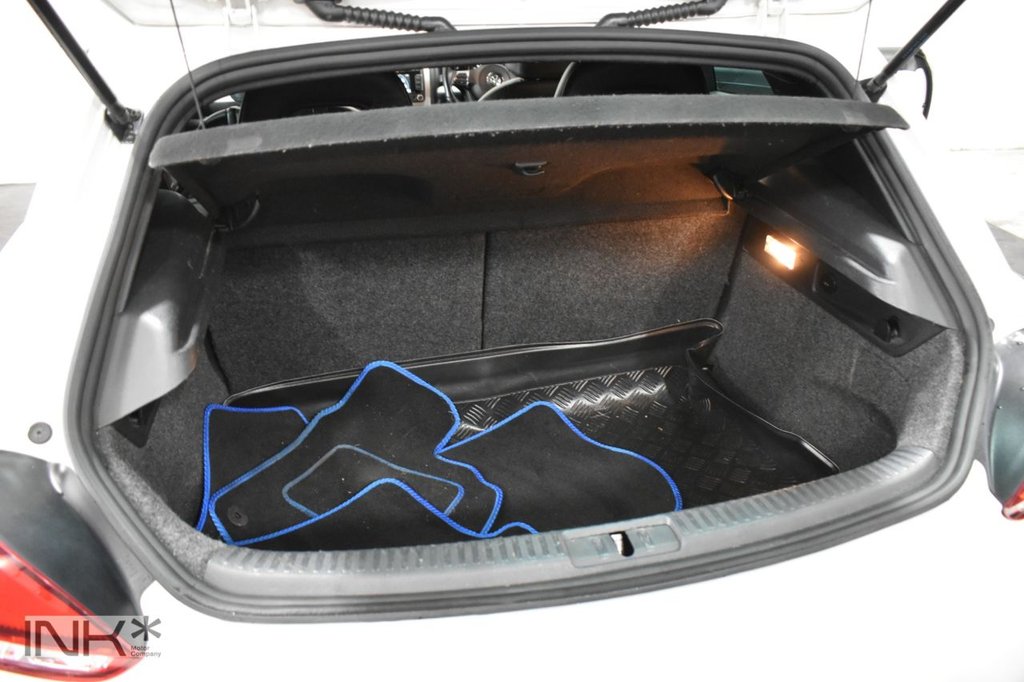 Used Volkswagen Scirocco 2014 for sale - 76523309: Photo 33