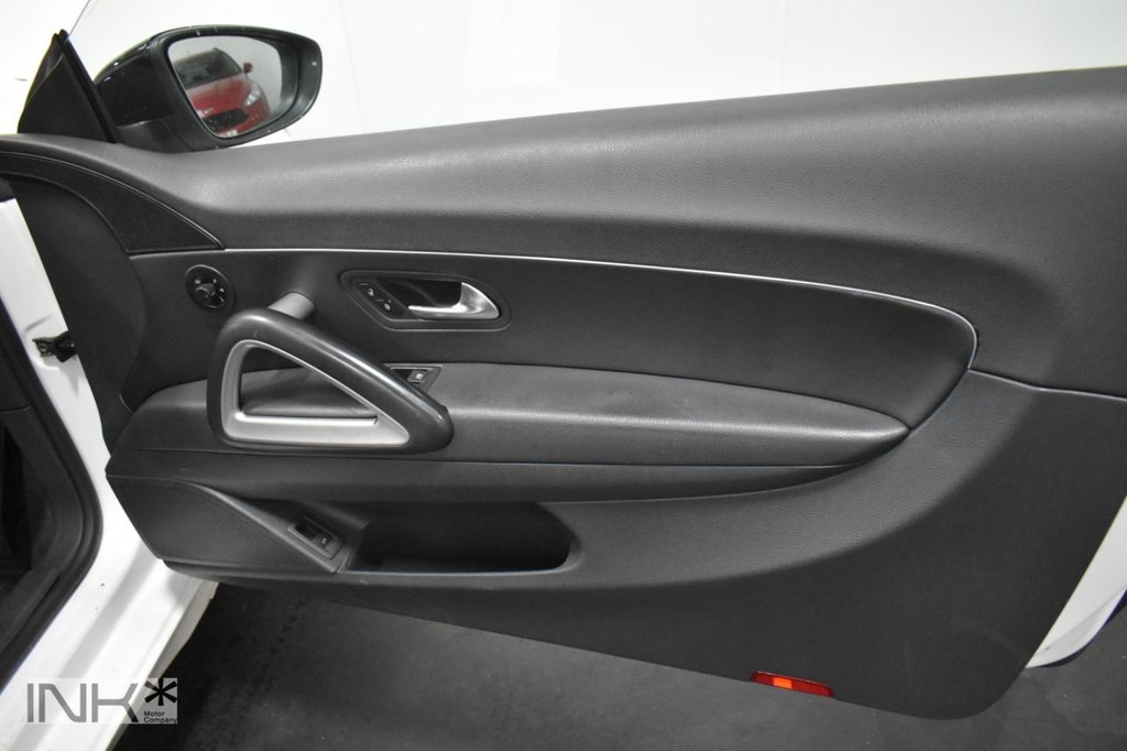 Used Volkswagen Scirocco 2014 for sale - 76523309: Photo 34