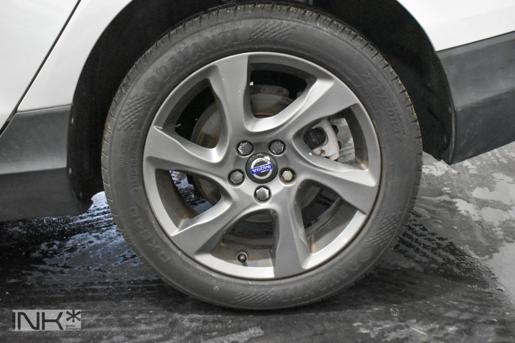 Used Volvo V40 2015 for sale - 77594199: Photo 11