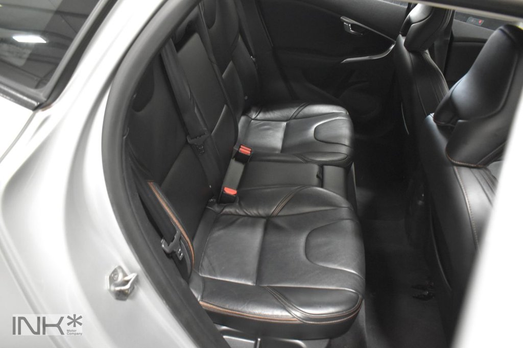 Used Volvo V40 2015 for sale - 77594199: Photo 14