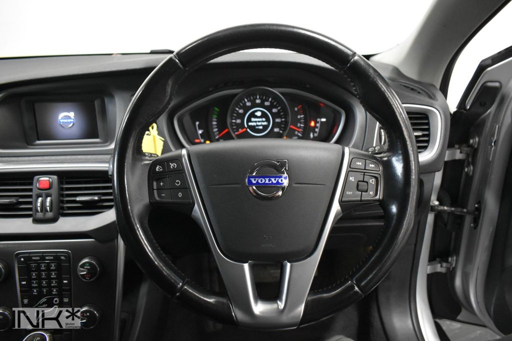 Used Volvo V40 2015 for sale - 77594199: Photo 16