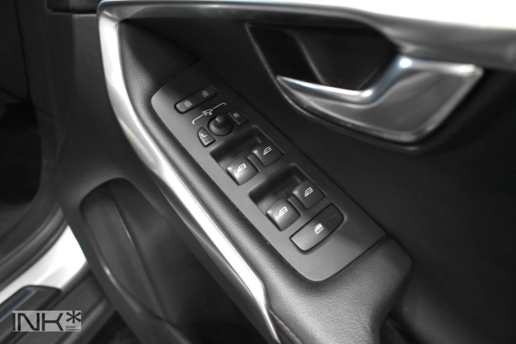 Used Volvo V40 2015 for sale - 77594199: Photo 26