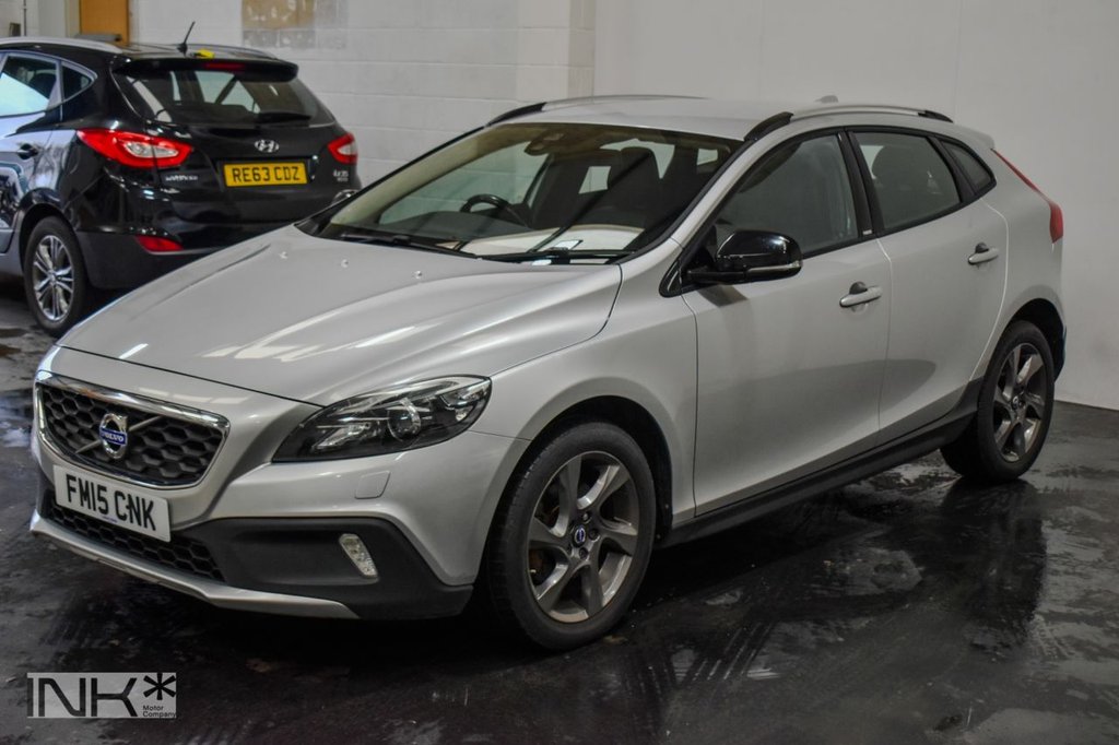 Used Volvo V40 2015 for sale - 77594199: Photo 5