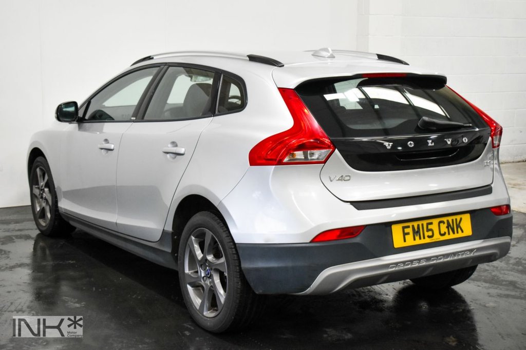 Used Volvo V40 2015 for sale - 77594199: Photo 8