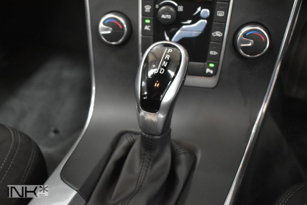 Used Volvo V60 2016 for sale - 76481538: Photo 24