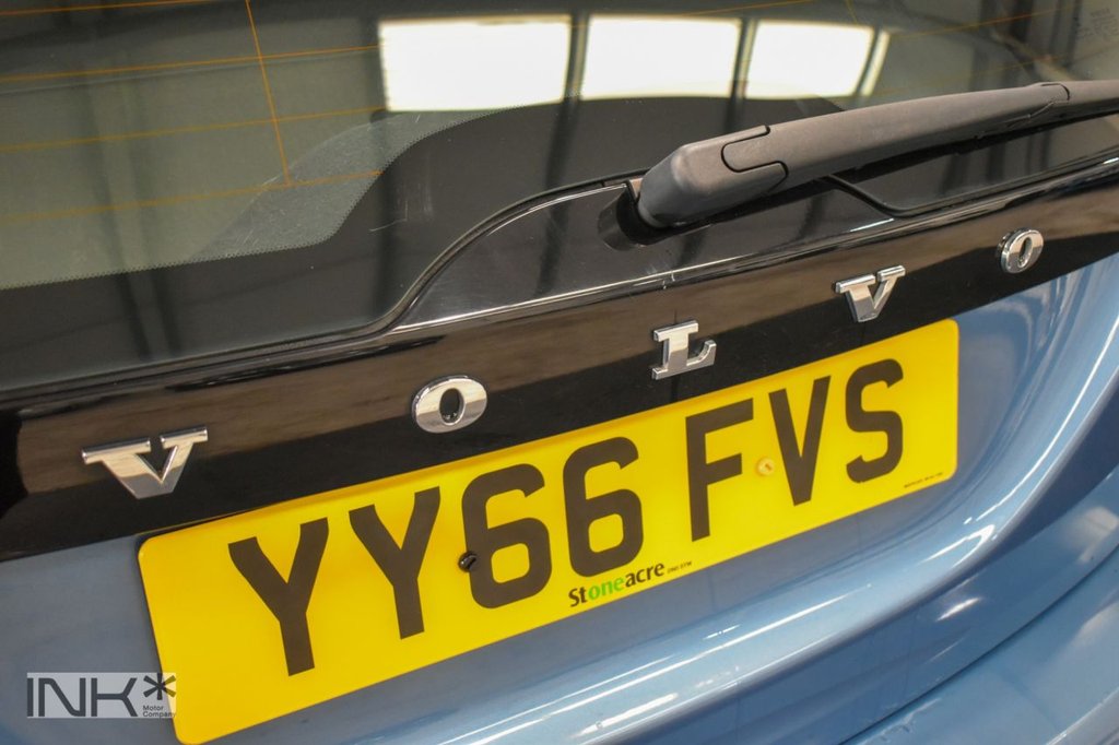 Used Volvo V60 2016 for sale - 76481538: Photo 36