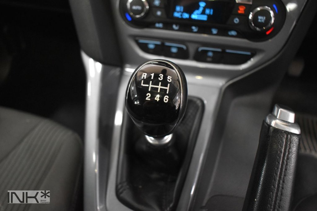 Used Ford Focus 2012 for sale - 76883035: Photo 22