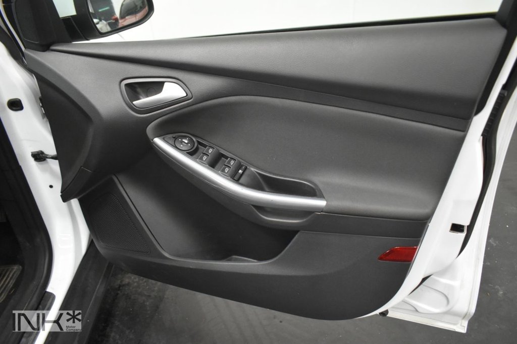Used Ford Focus 2012 for sale - 76883035: Photo 31