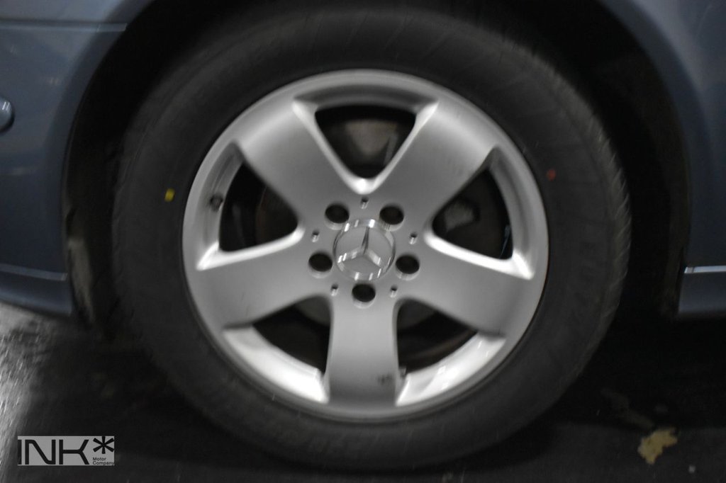 Used Mercedes-Benz E Class 2005 for sale - 76883287: Photo 11