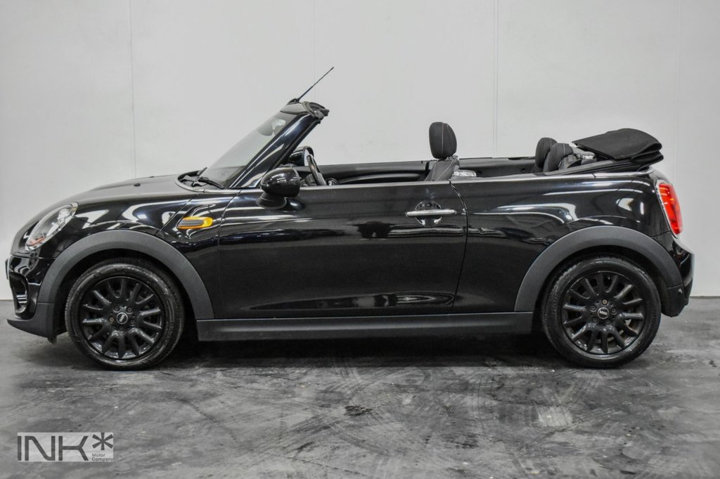 Used MINI Convertible 2017 for sale - 77360234: Photo 2
