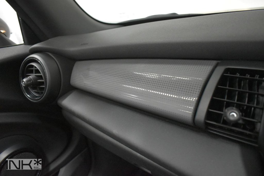 Used MINI Convertible 2017 for sale - 77360234: Photo 37