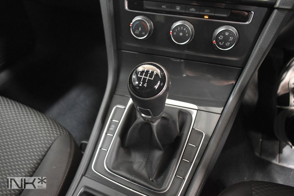 Used Volkswagen Golf 2019 for sale - 78068920: Photo 23