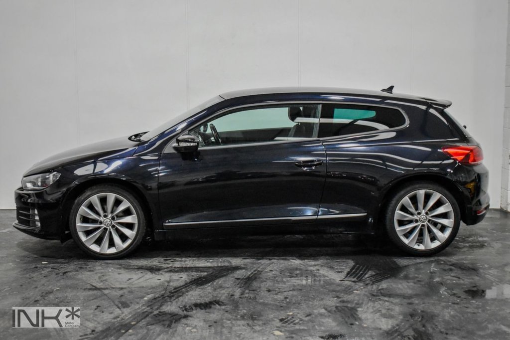 Used Volkswagen Scirocco 2015 for sale - 77820899: Photo 2