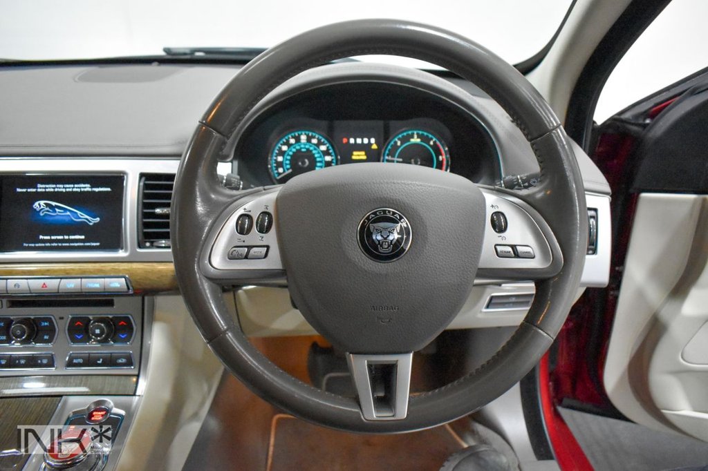 Used Jaguar XF 2014 for sale - 77820759: Photo 15