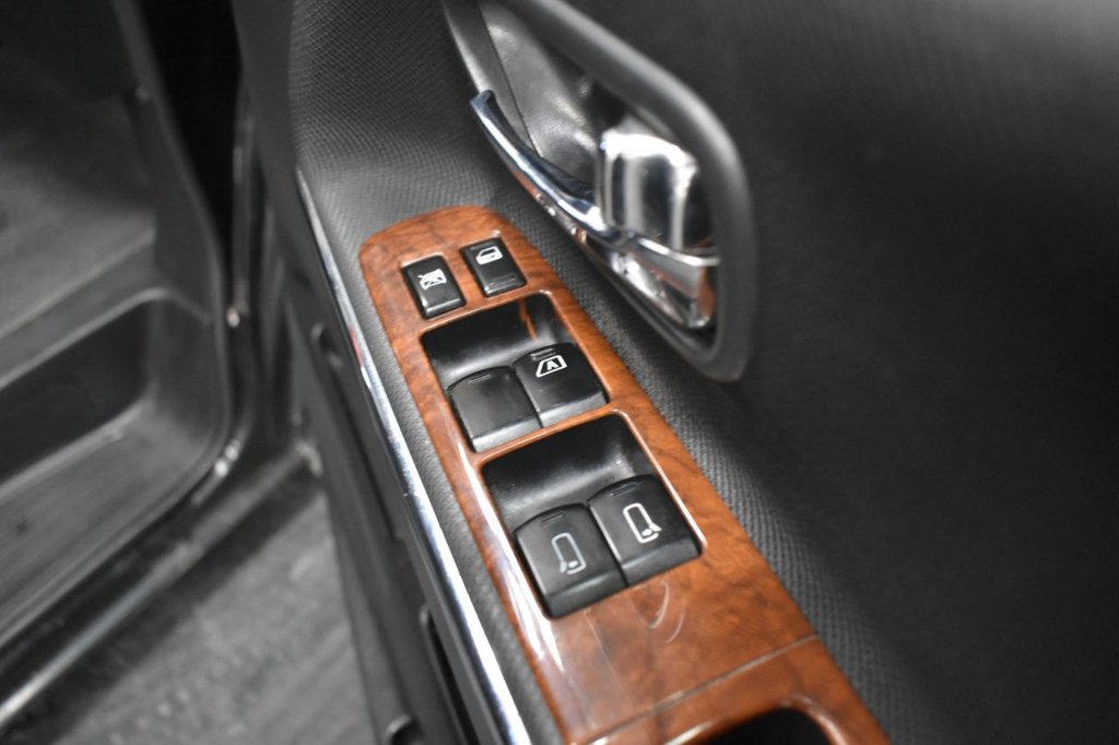 Used Nissan Elgrand 2018 for sale - 78017227: Photo 34