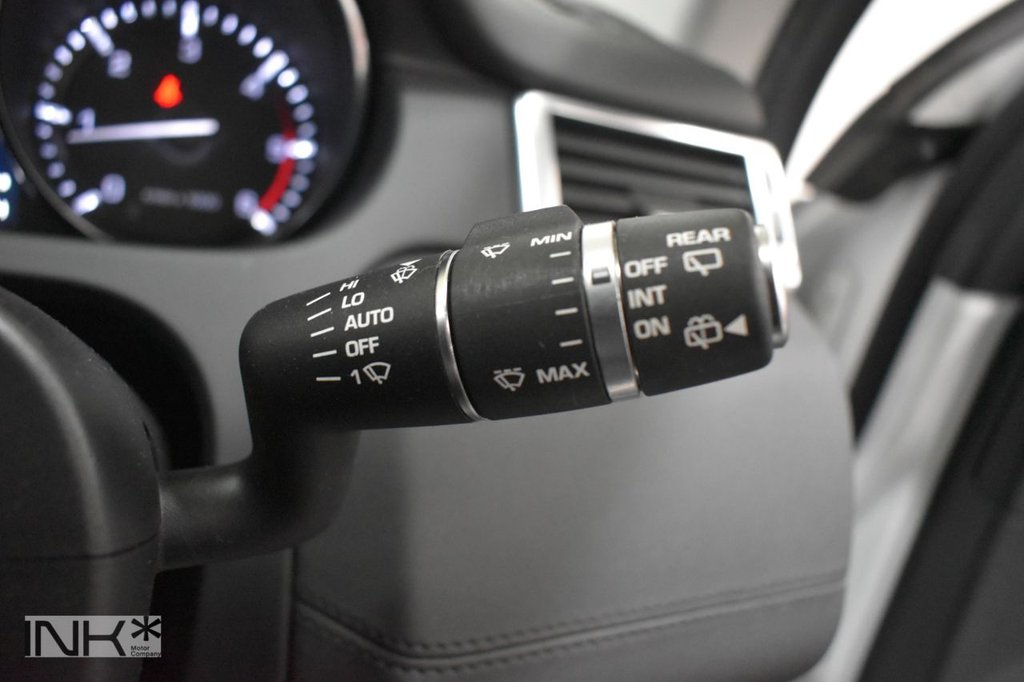 Used Land Rover Discovery Sport 2016 for sale - 78124659: Photo 32