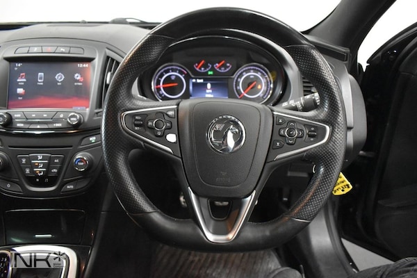 Used Vauxhall Insignia 2015 for sale - 76210845: Photo 16