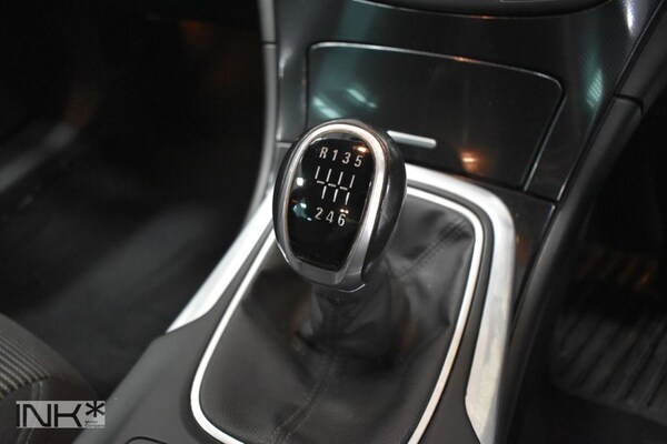 Used Vauxhall Insignia 2015 for sale - 76210845: Photo 24