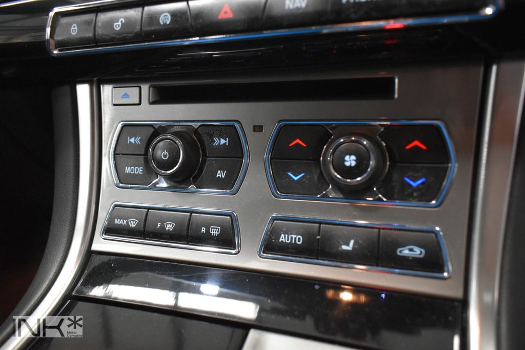 Used Jaguar XF 2014 for sale - 77593778: Photo 23