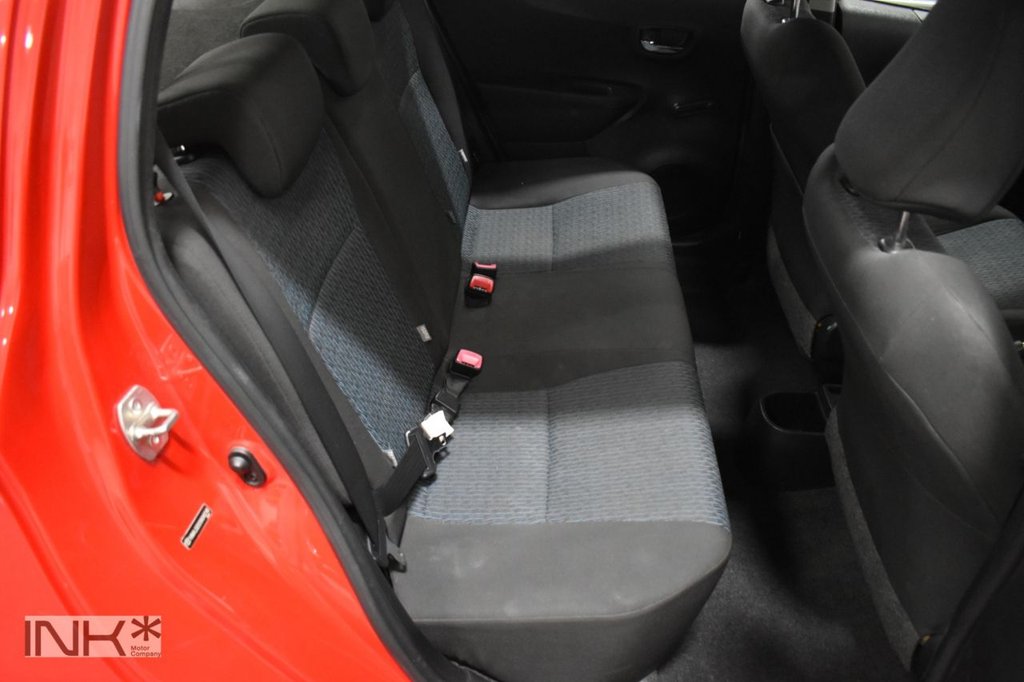 Used Toyota Yaris 2012 for sale - 77534158: Photo 15