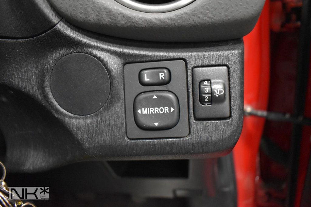 Used Toyota Yaris 2012 for sale - 77534158: Photo 33