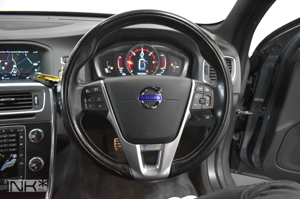 Used Volvo S60 2015 for sale - 76132377: Photo 17