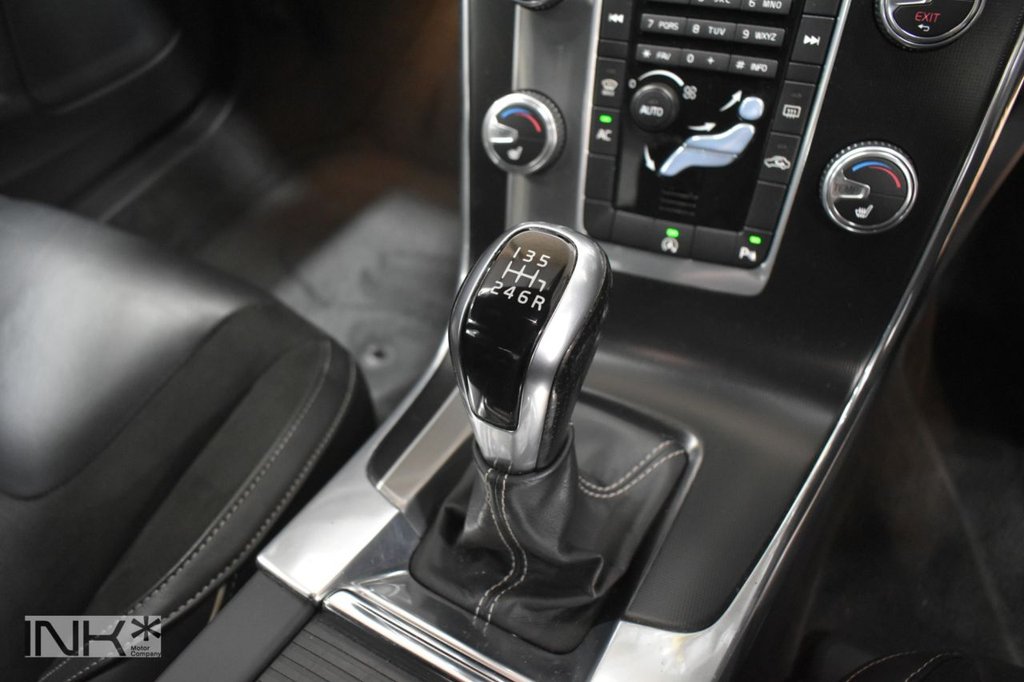Used Volvo S60 2015 for sale - 76132377: Photo 28