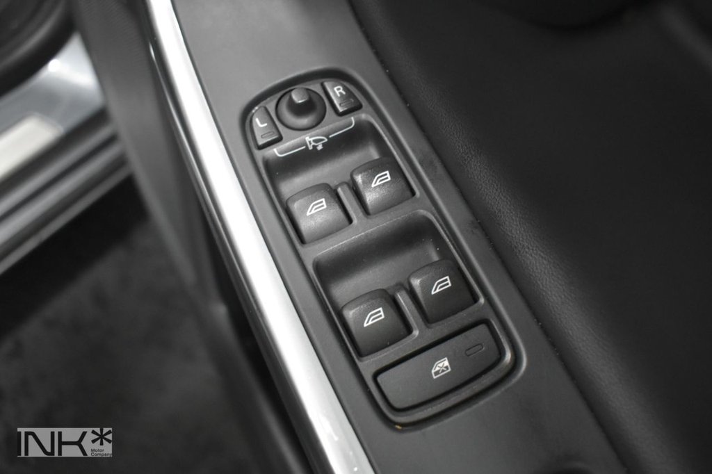 Used Volvo S60 2015 for sale - 76132377: Photo 31