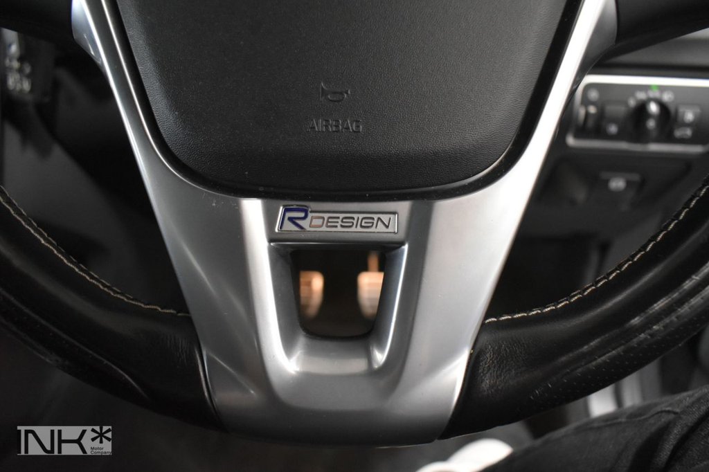 Used Volvo S60 2015 for sale - 76132377: Photo 32