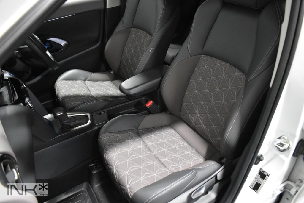 Used Toyota Yaris Cross 2023 for sale - 76665610: Photo 13