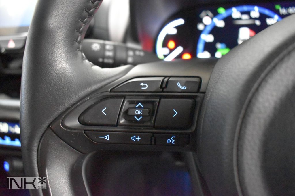 Used Toyota Yaris Cross 2023 for sale - 76665610: Photo 17