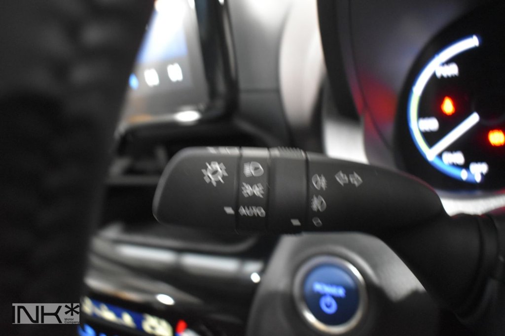 Used Toyota Yaris Cross 2023 for sale - 76665610: Photo 30