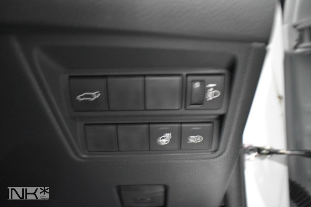 Used Toyota Yaris Cross 2023 for sale - 76665610: Photo 45