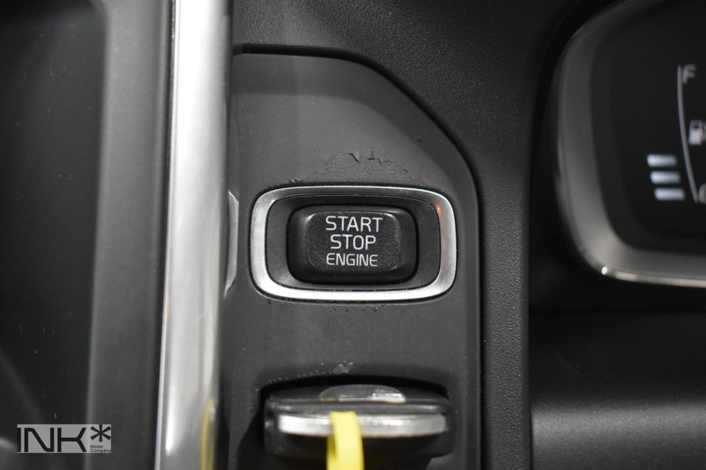 Used Volvo XC60 2015 for sale - 77594179: Photo 38