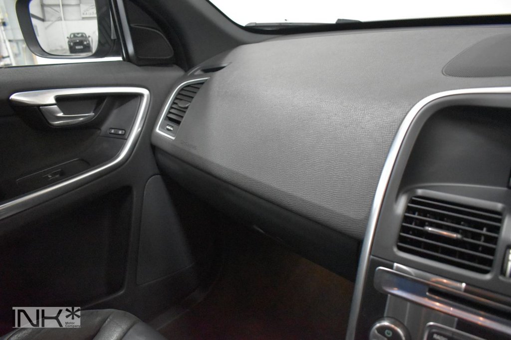 Used Volvo XC60 2015 for sale - 77594179: Photo 40